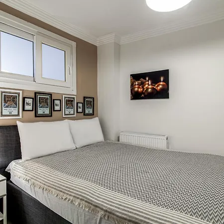 Cozy Flat Close To Various Malls In Kagithane Apartment Istanbul